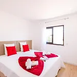 公寓 Brisbane By Algarve Vacation
